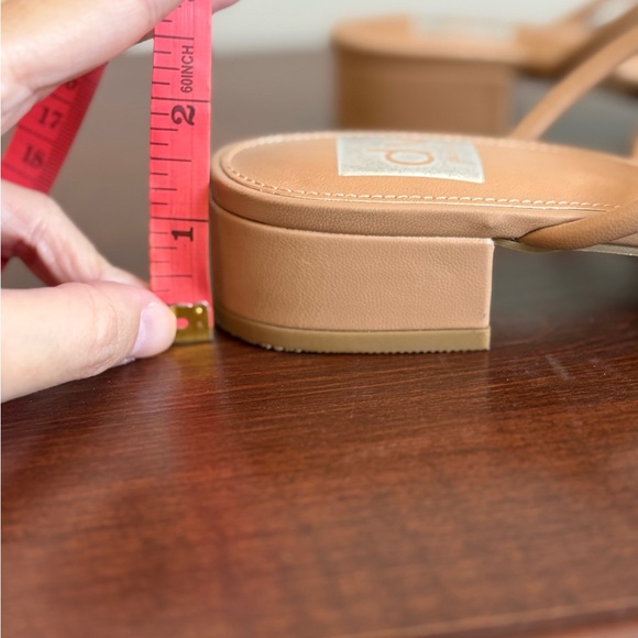 Dolce Vita - Cross Knot Open Toe Sandals - Tan - Picture 7 of 8